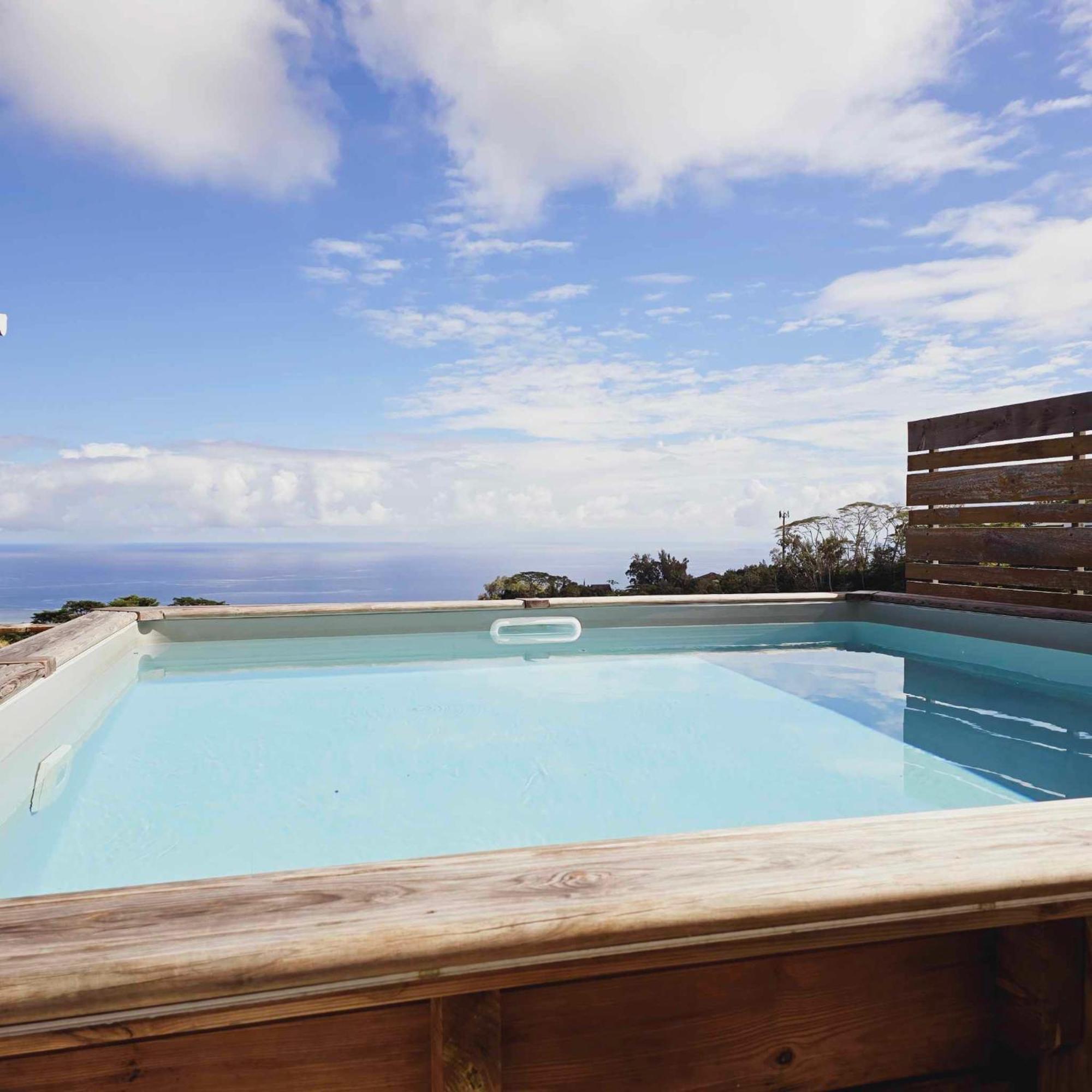 Fare Toahana, Accommodation With A Ocean View Faaa Екстериор снимка