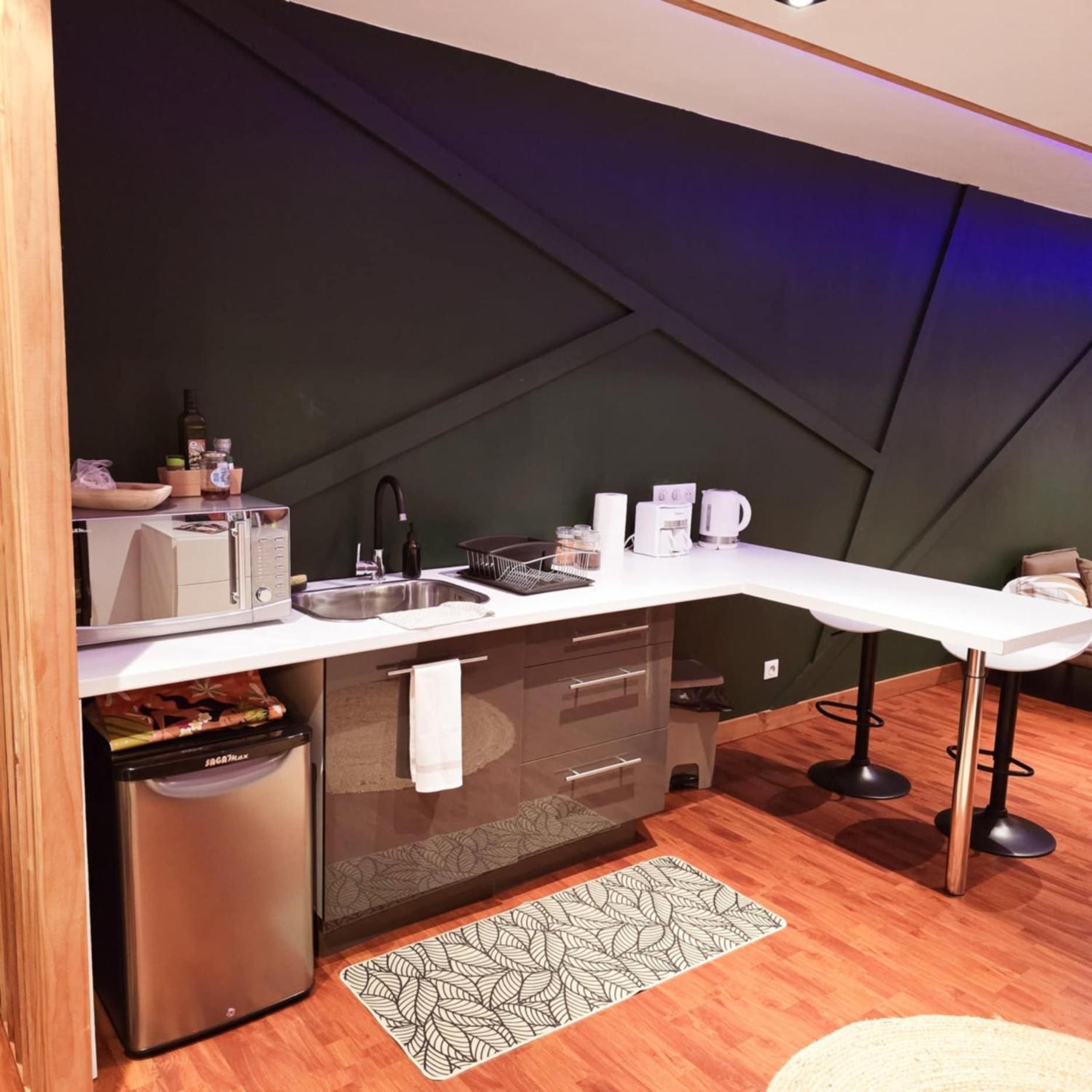 Fare Toahana, Accommodation With A Ocean View Faaa Екстериор снимка