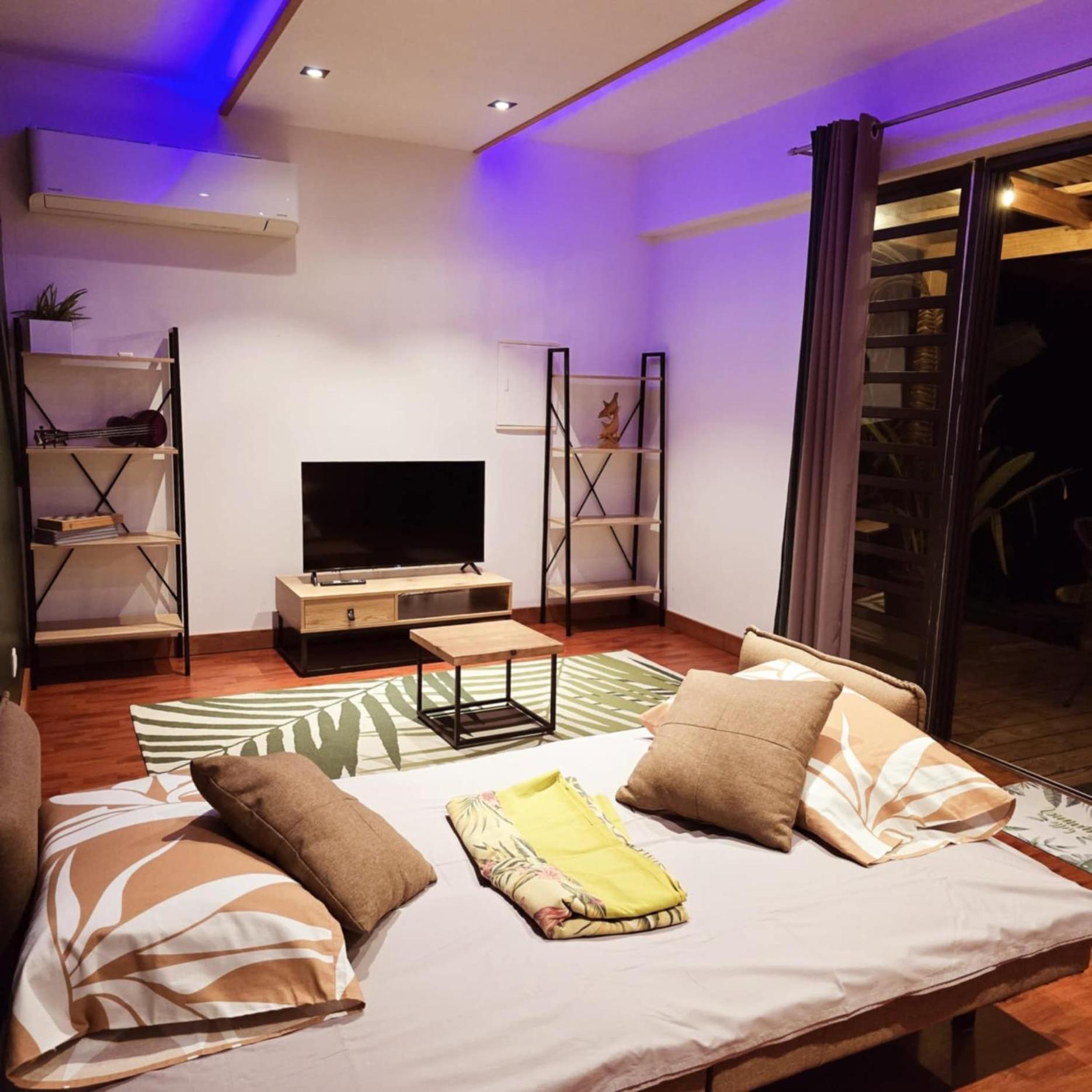 Fare Toahana, Accommodation With A Ocean View Faaa Екстериор снимка